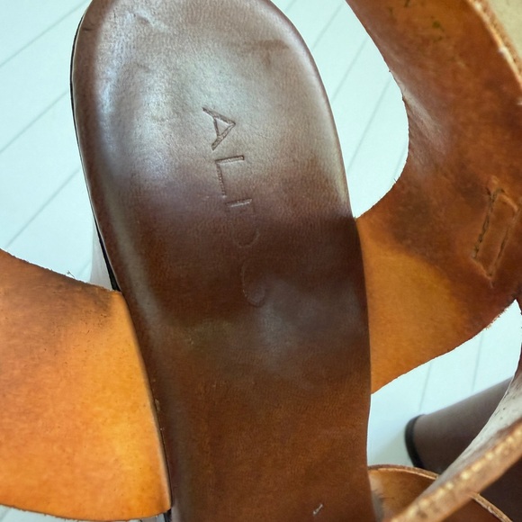 Aldo Tan Wedge Sandals - Picture 3 of 7